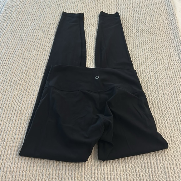 Lululemon solid black leggings in size 4L - Picture 3 of 4